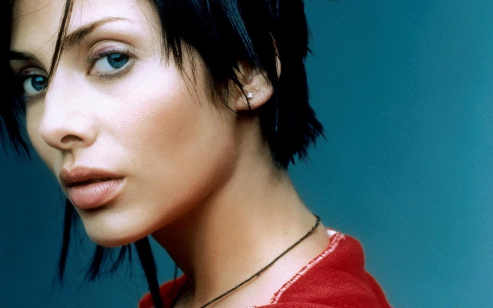 1998 landete Natalie Imbruglia mit „Torn“ einen der größten Hits des Jahres.  (Bild: Sony Music)