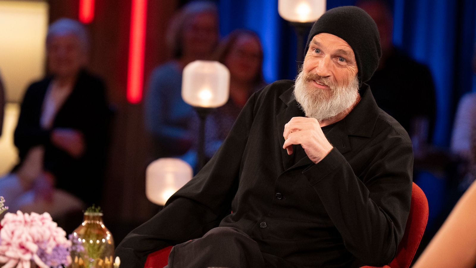 Thorsten Sträter war zu Gast beim „Kölner Treff“. (Bild: Melanie Grande / WDR / Kölner Treff)
