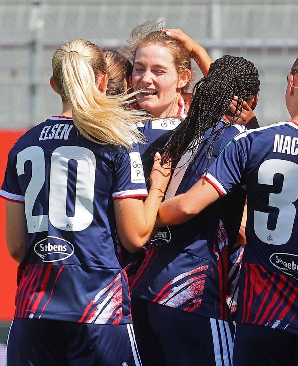 Taylor Ziemer trifft gegen Mainz.