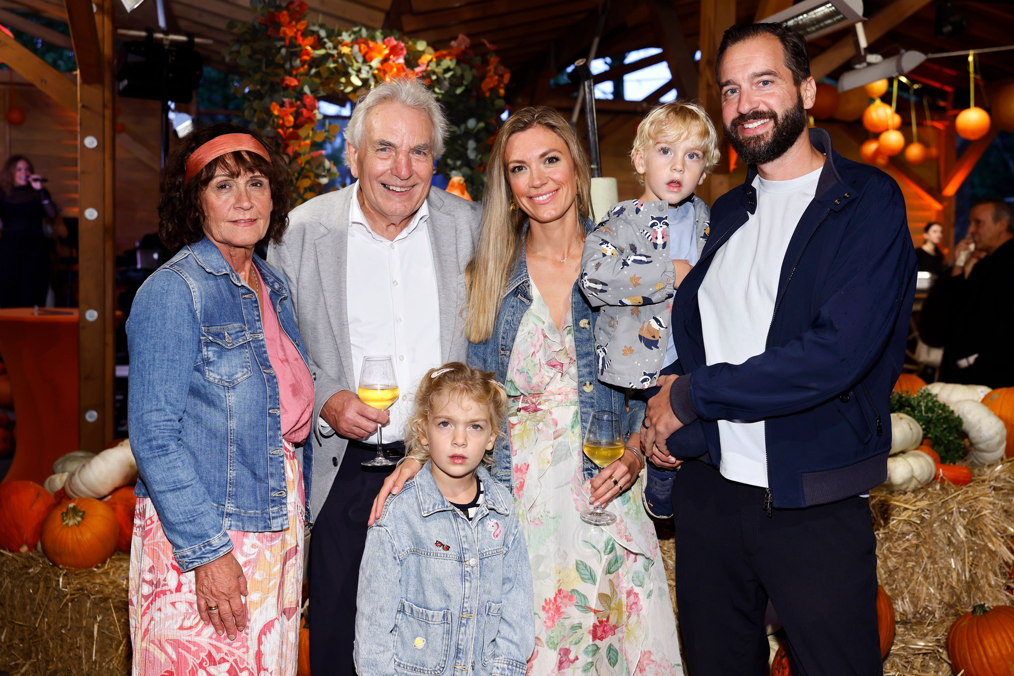 Jürgen Roters mit Familie auf dem Gertrudenhof.