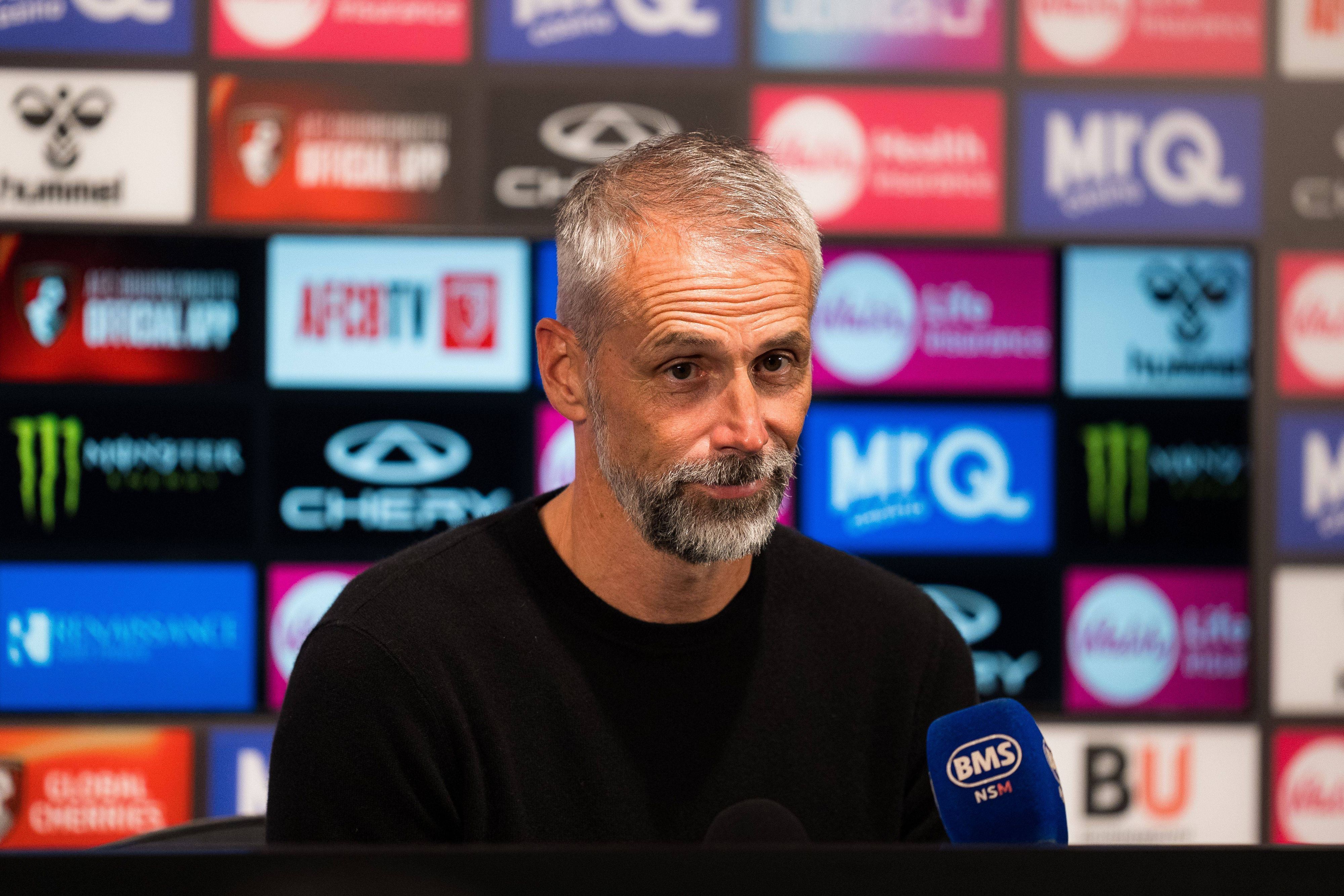 Marco Rose bei einer Pressekonferenz.