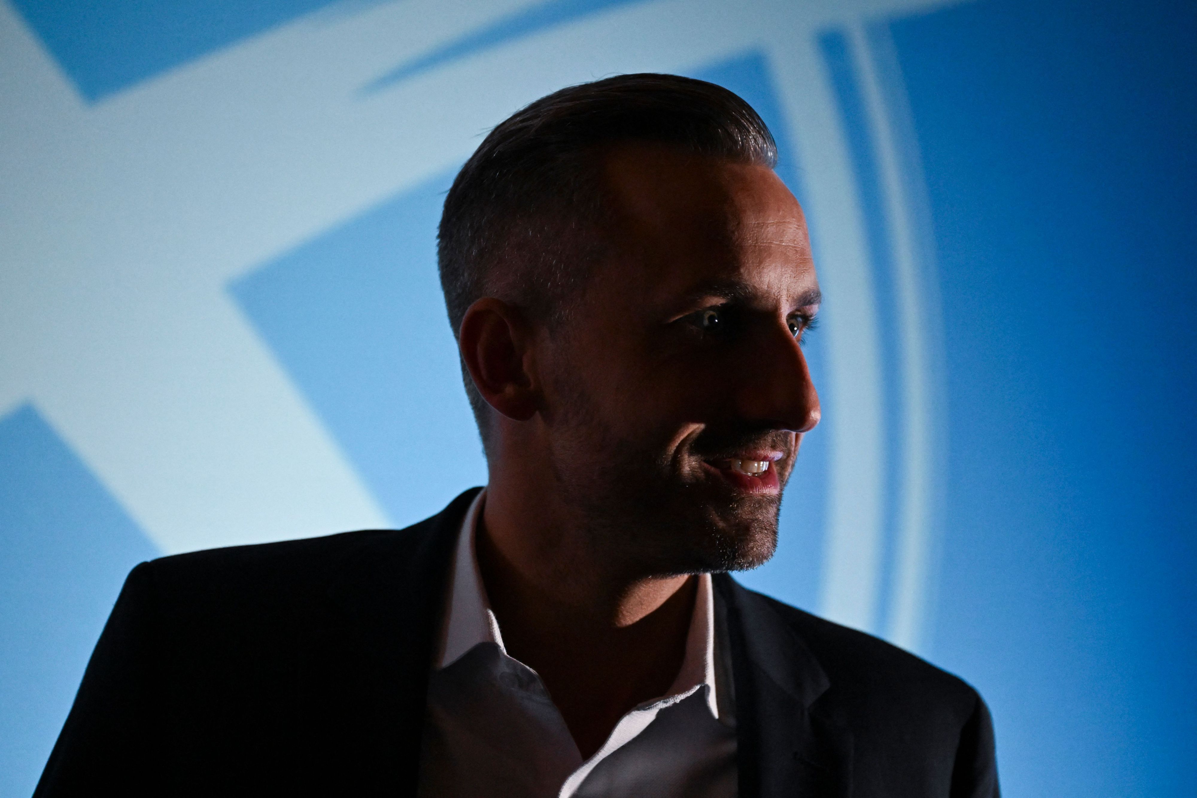 AfD-Spitzenkandidat Ulrich Siegmund, nachdem die ersten Wahlprognosen veröffentlicht wurden