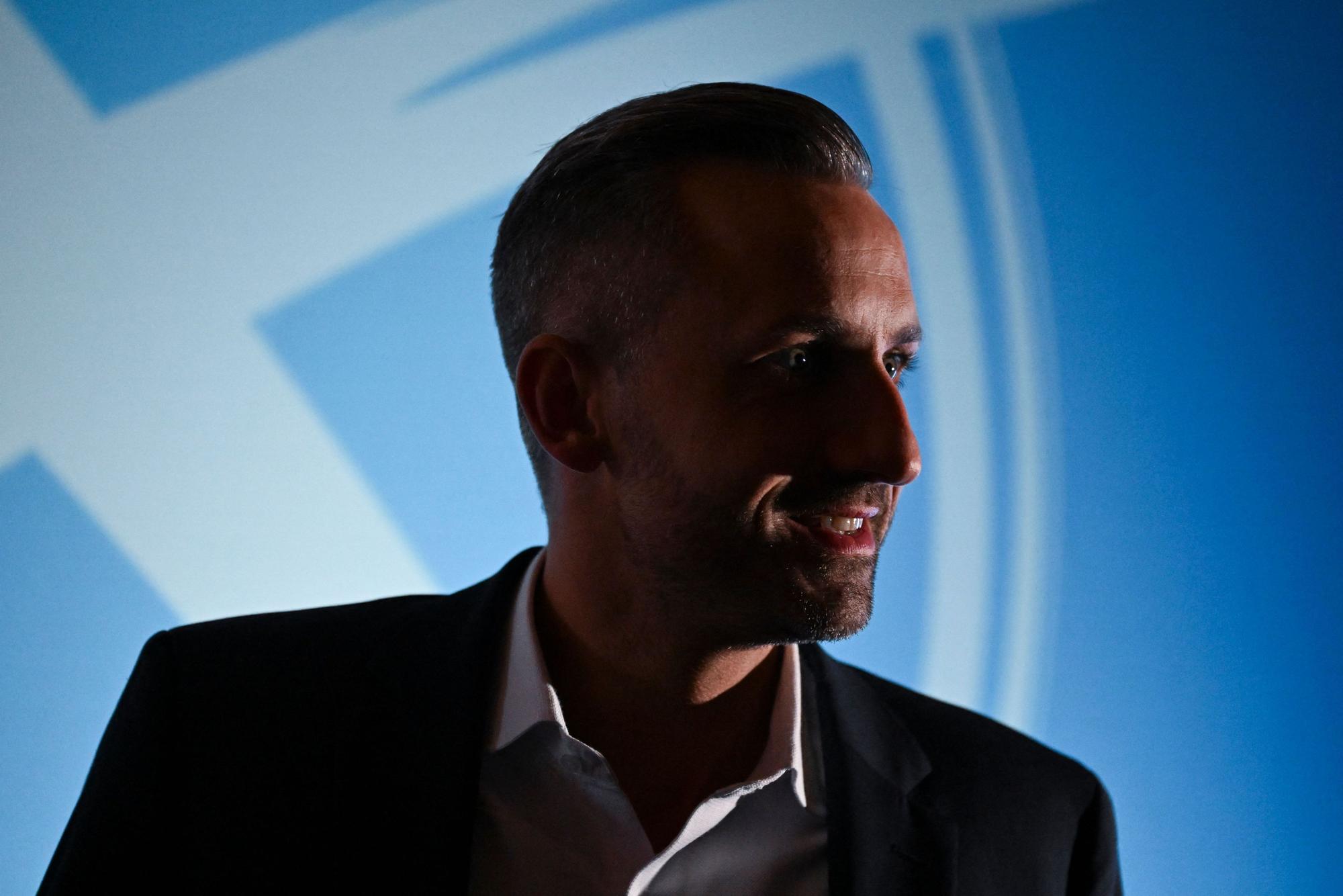 AfD-Spitzenkandidat Ulrich Siegmund, nachdem die ersten Wahlprognosen veröffentlicht wurden