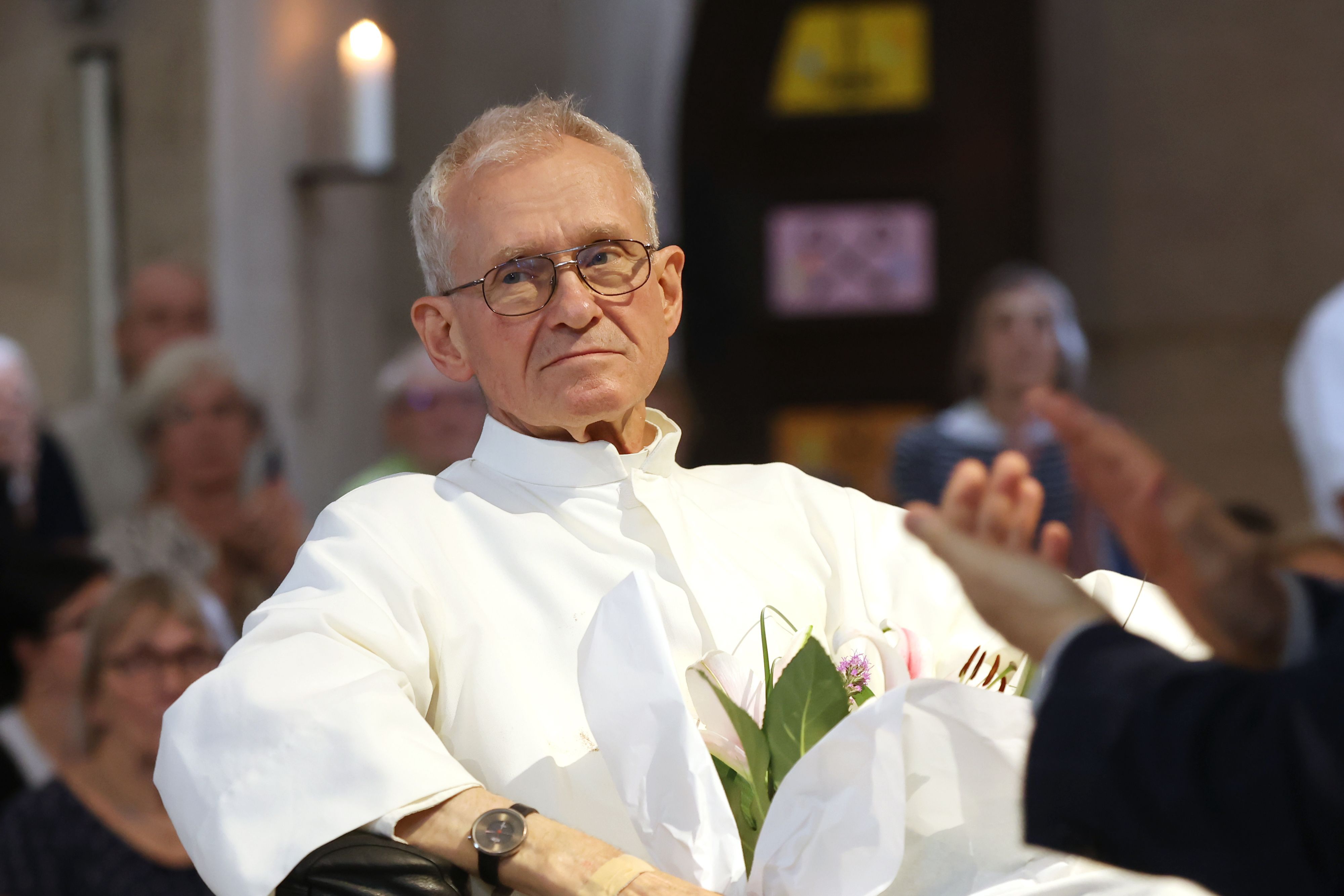 30.08.2026. Köln: Abschiedsmesse für Pfarrer Franz Meurer in der Kirche St. Theodor. Foto: Martina Goyert