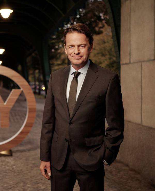 Rudi Cerne und sein Team von „Aktenzeichen XY ... ungelöst“ suchen nach Zeugen im Fall Miguel. (Bild: ZDF/Tobias Schult)
