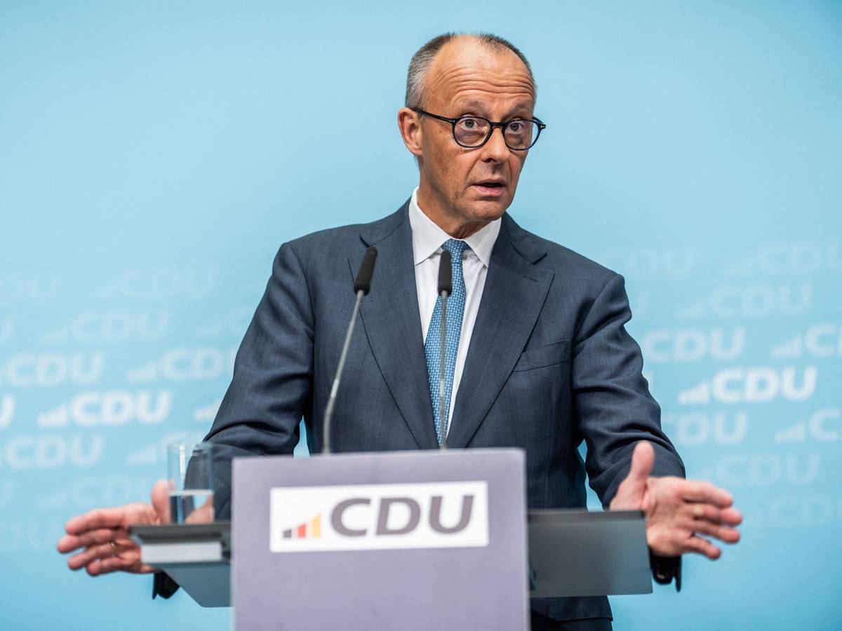 dpatopbilder - 07.09.2026, Berlin: Friedrich Merz, Bundeskanzler und CDU-Vorsitzender, nimmt nach der Sitzung des CDU-Bundesvorstands im Konrad Adenauer Haus an einer Pressekonferenz teil. Foto: Michael Kappeler/dpa +++ dpa-Bildfunk +++
