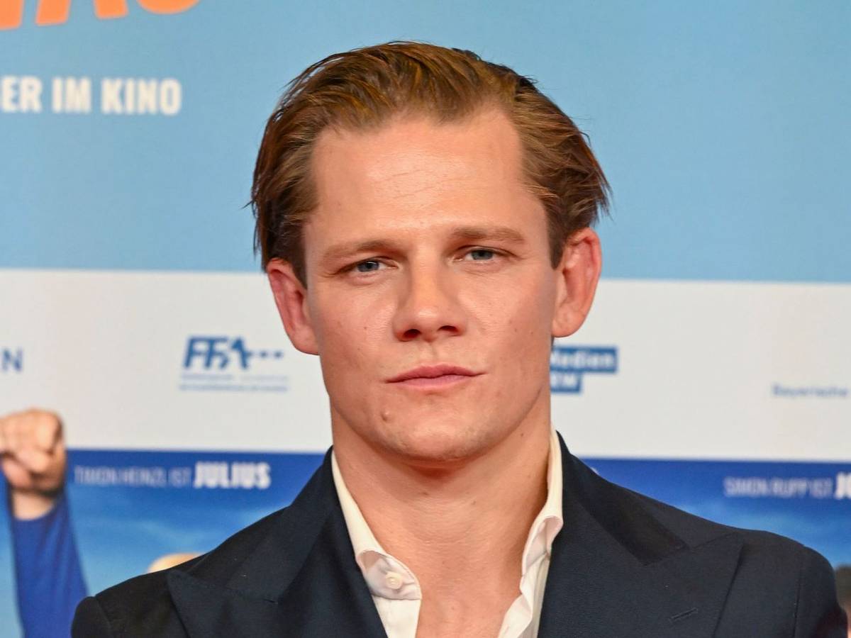 Max von der Groeben ist längst in der Filmwelt angekommen. Seinen Durchbruch hat er seiner Rolle in der Komödie „Fack ju Göhte“ zu verdanken. (Bild: 2026 Getty Images/Hannes Magerstaedt)