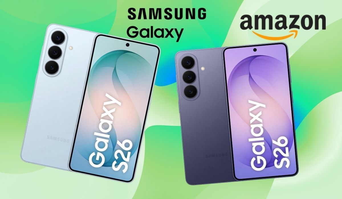 Samsung Galaxy S26 Smartphones in Hellblau und Lila vor einem grünen Hintergrund.