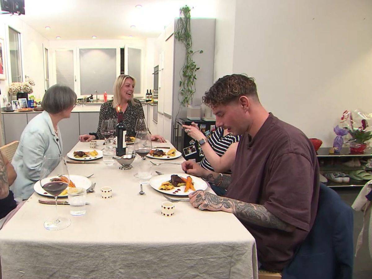 Michelles verunglückte Polentaschnitten sorgen für Erheiterung bei den Gästen.
(Bild: RTL)