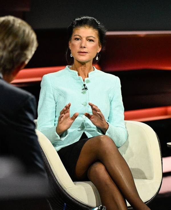 In seinem ZDF-Talk lieferte sich Markus Lanz hitzige Wortgefechte mit Sahra Wagenknecht. (Bild: ZDF / Markus Hertrich)