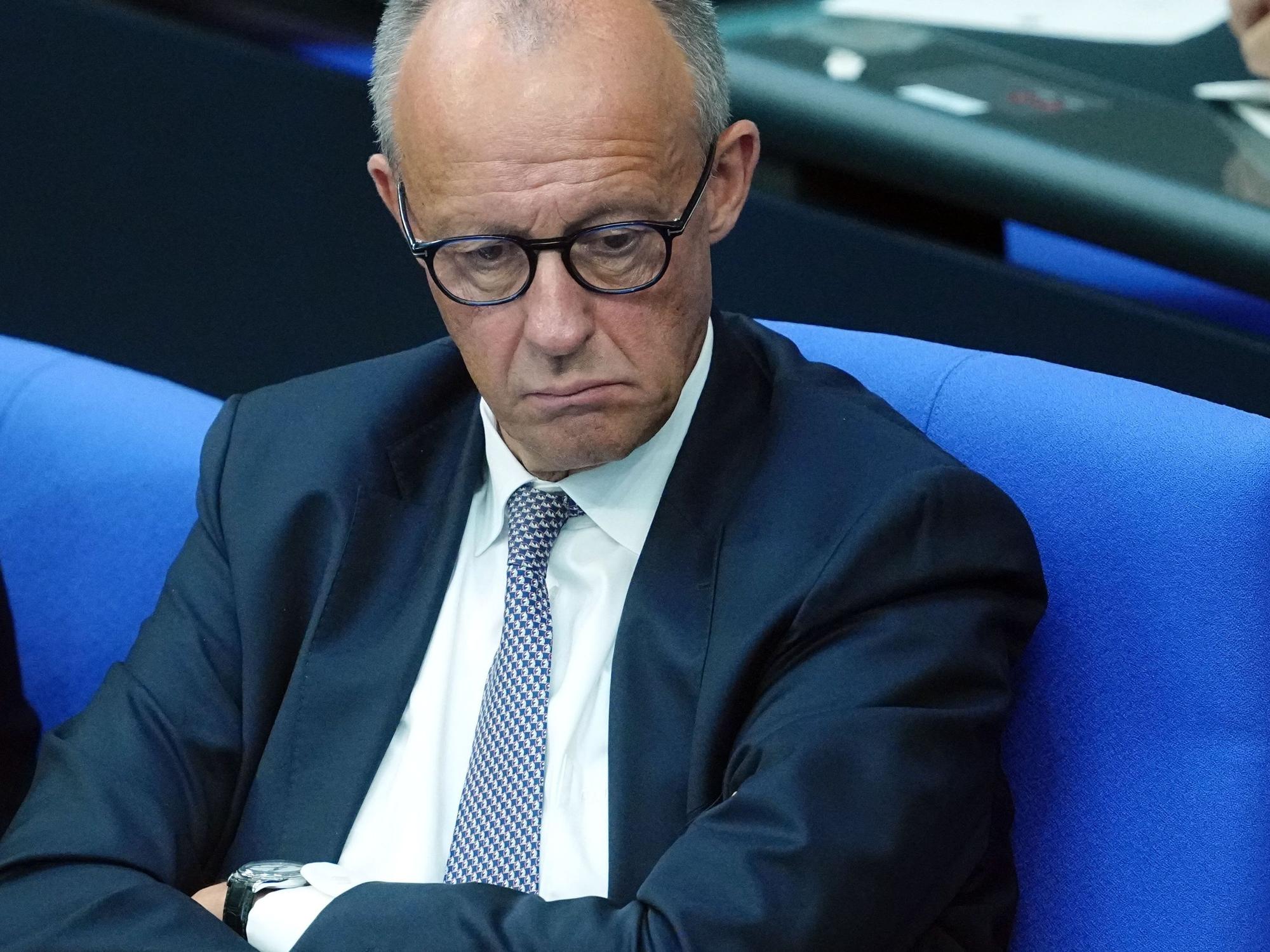 Bundeskanzler Friedrich Merz (CDU) bei der Sitzung des Bundestags zu Beginn der Haushaltswoche.
