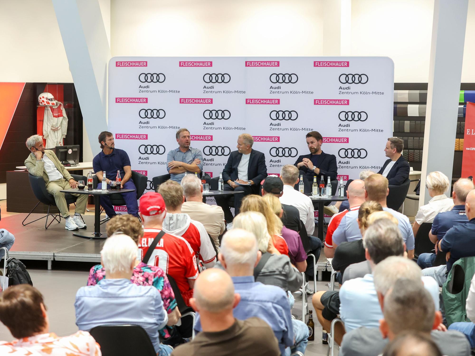 FC-Talk am Abend mit Weltmeister Pierre Littbarski, FC-Geschäftsführer Thomas Kessler und Ex-FC-Kaderplaner Jörg Jakobs.