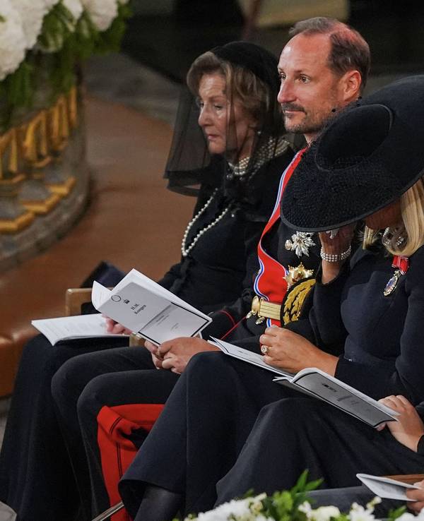 Die Royals trauen um König Harald.