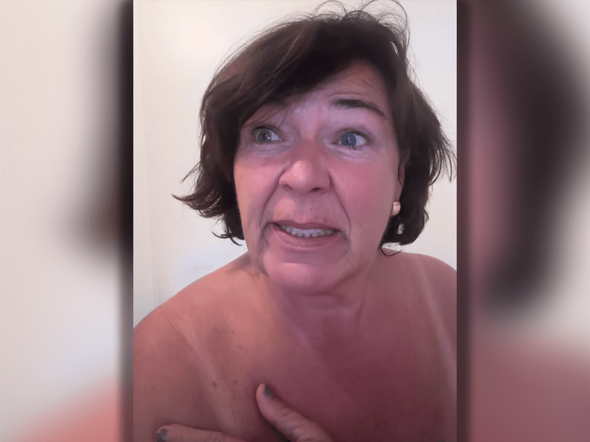 Vera Int-Veen zeigt sich bei einer Vorsorgeuntersuchung nackt auf Instagram.