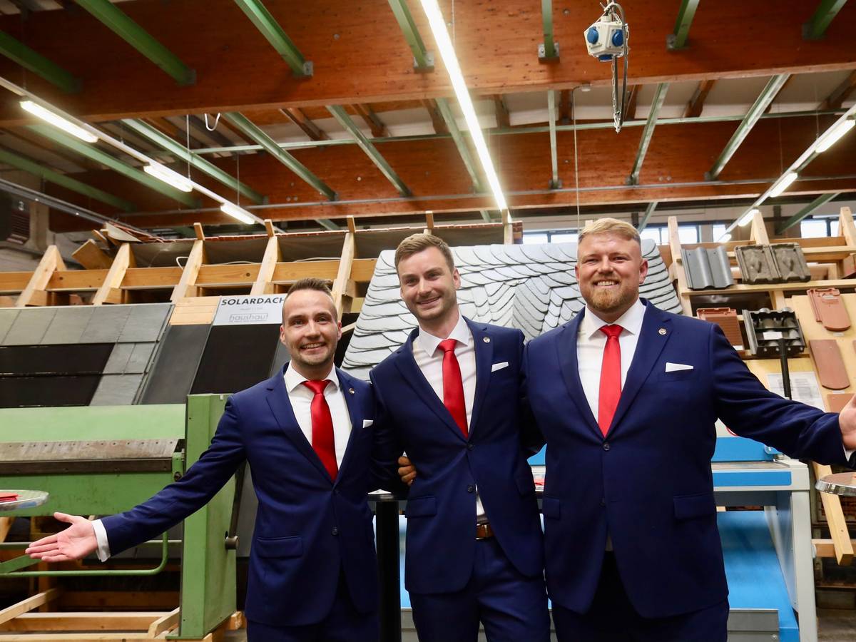 Prinz Marius I., Bauer Alex und Jungfrau Johanna sind das designierte Kölner Dreigestirn 2027.