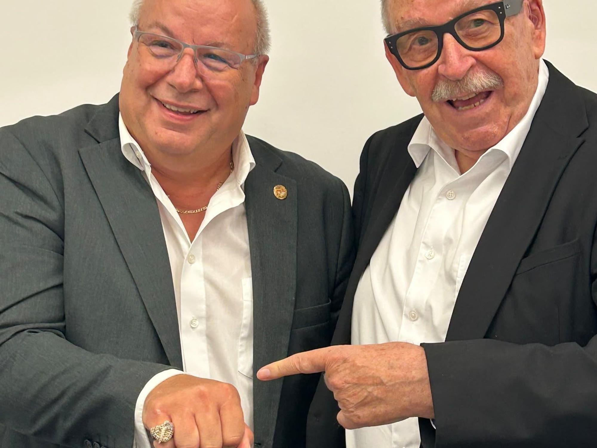 Stefan Bertrams und sein Vorgänger Helmut Kopp.