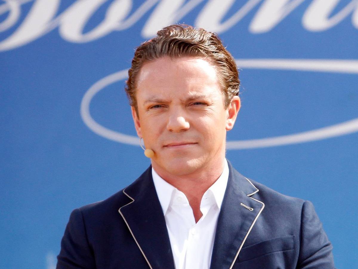 Im Rahmen einer Spezialausgabe wird Stefan Raab den Volkmusik-Star Stefan Mross (Bild) in seiner Sendung begrüßen. (Bild: 2015 Getty Images/Michele Tantussi)