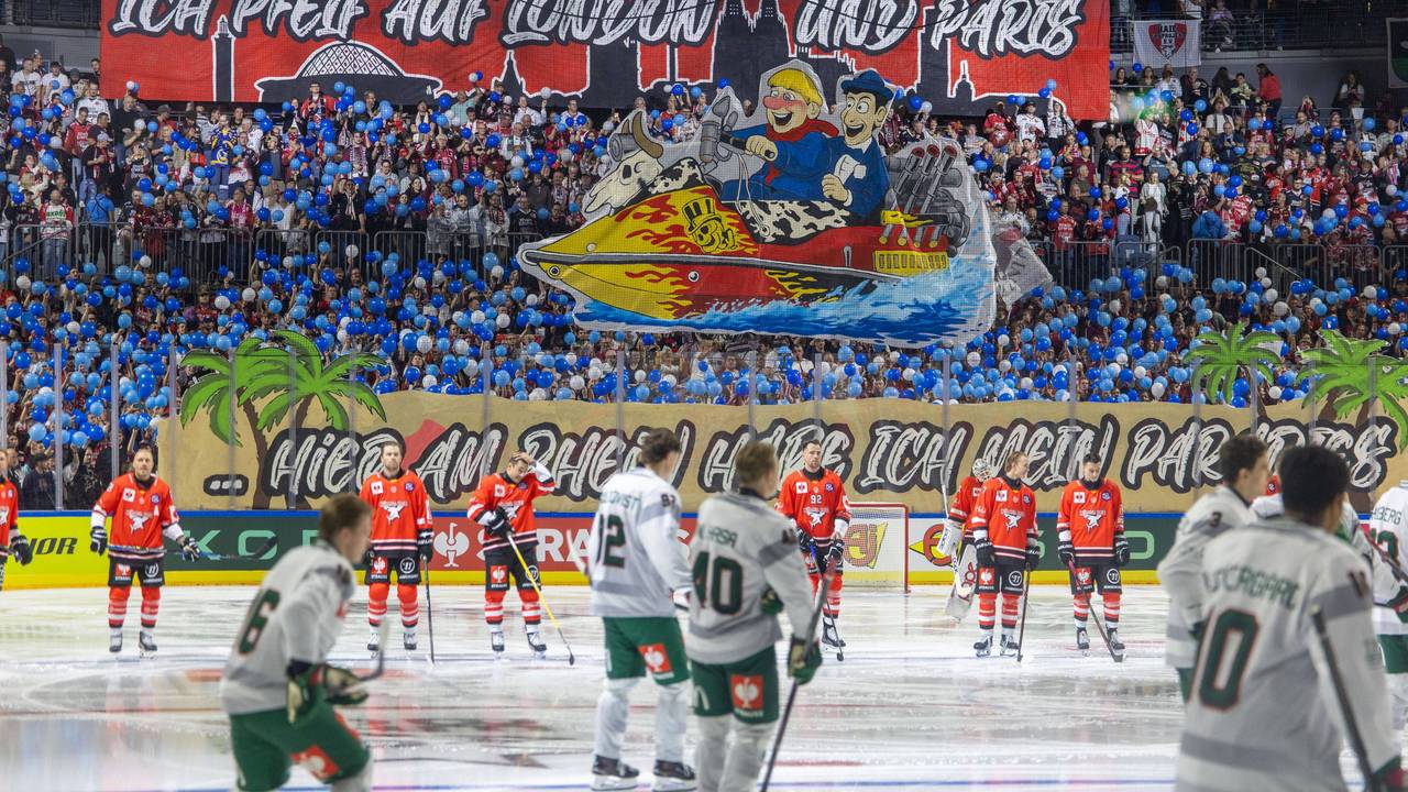Eine Fan-Choreo bei den Kölner Haien.