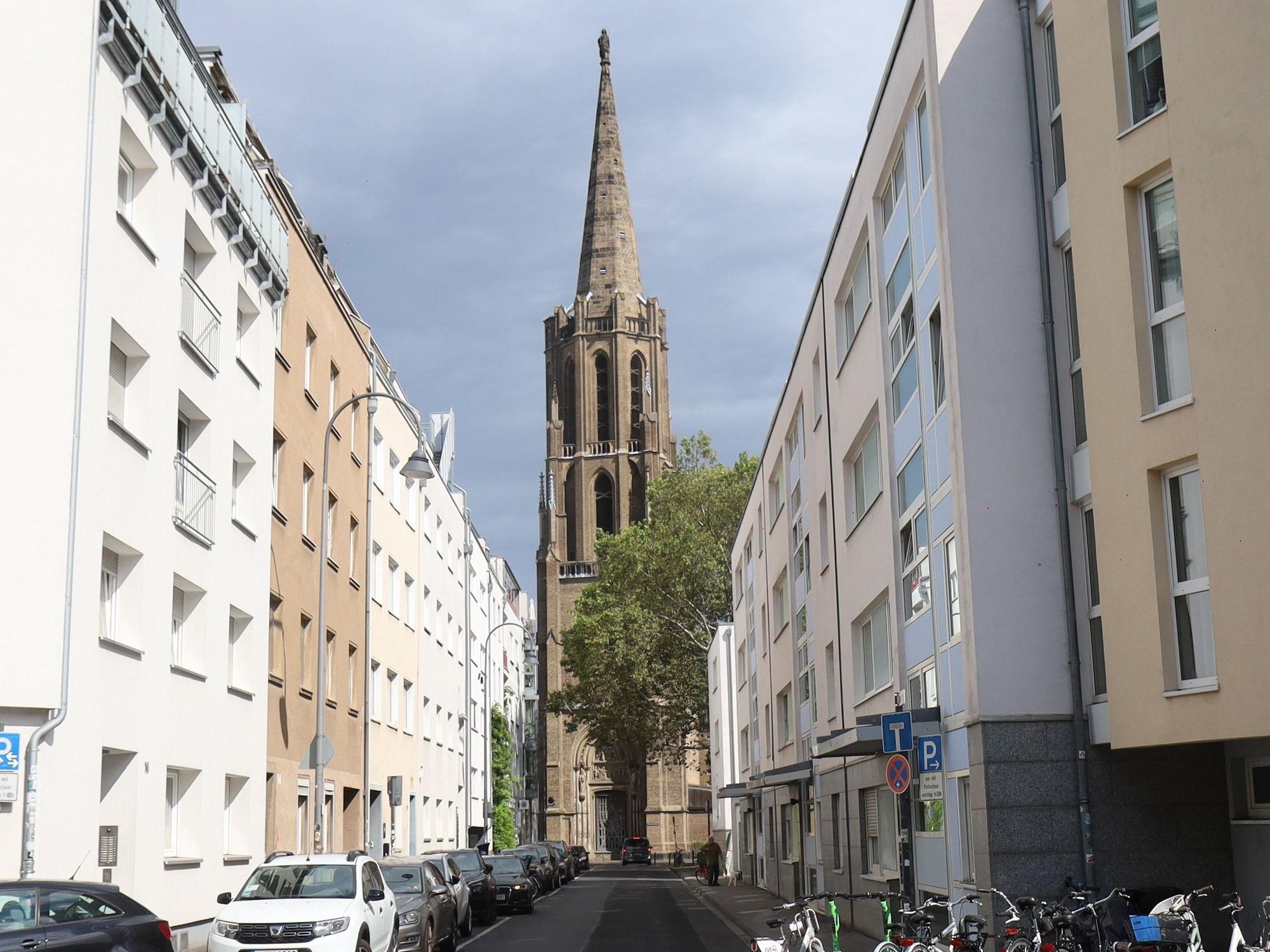 01.09.2026, Köln: Außenansicht der Pfarrkirche St. Mauritius. Foto: Arton Krasniqi