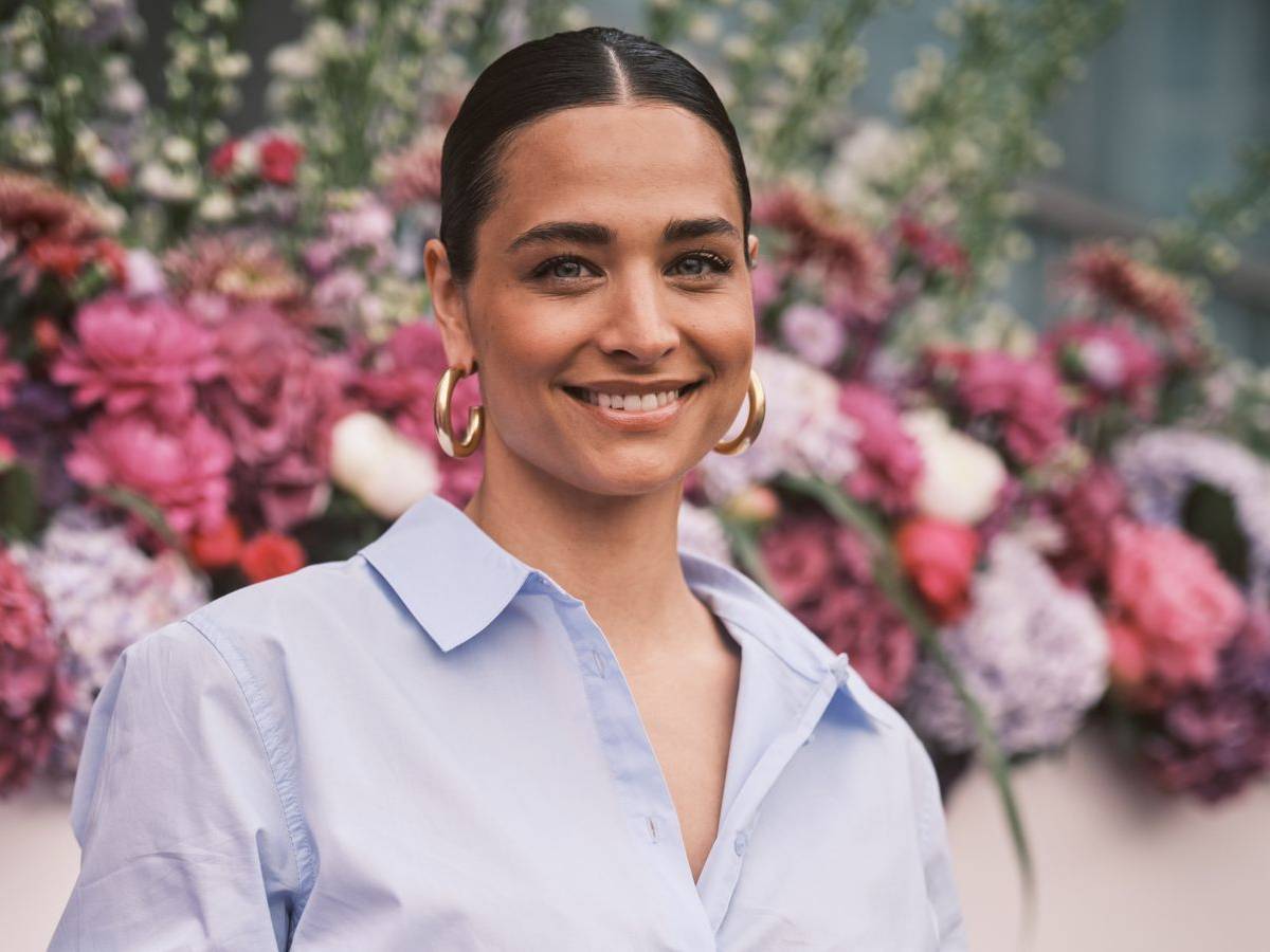 Moderatorin Amira Aly erwartet derzeit ihr drittes Kind. (Bild: 2026 Getty Images/Sebastian Reuter)