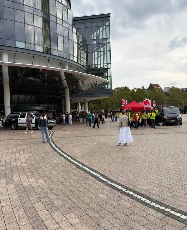 Streik vor dem Kölner Cinedom