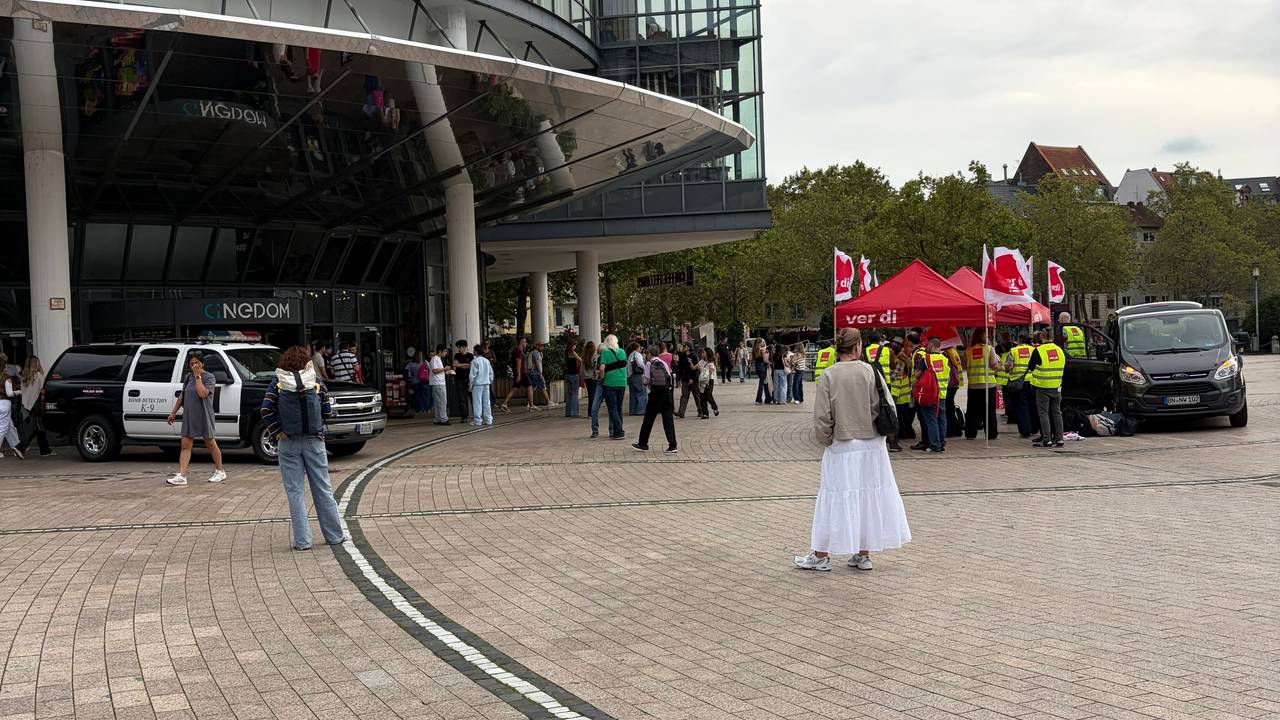 Streik vor dem Kölner Cinedom