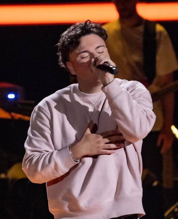 Paul Nadler legte bei „The Voice of Germany“ einen beeindruckenden Auftritt hin. (Bild: Joyn / Claudius Pflug)