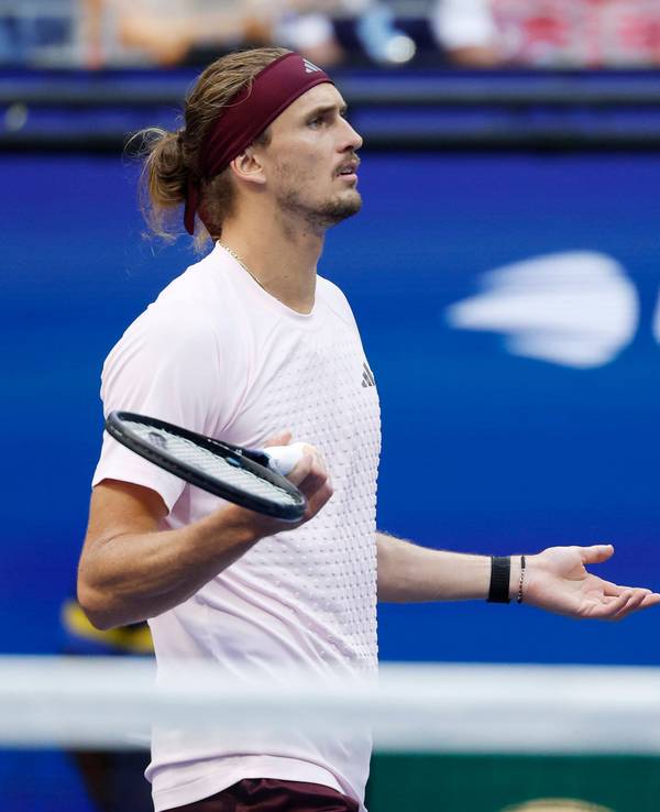 Alexander Zverev beschwert sich.