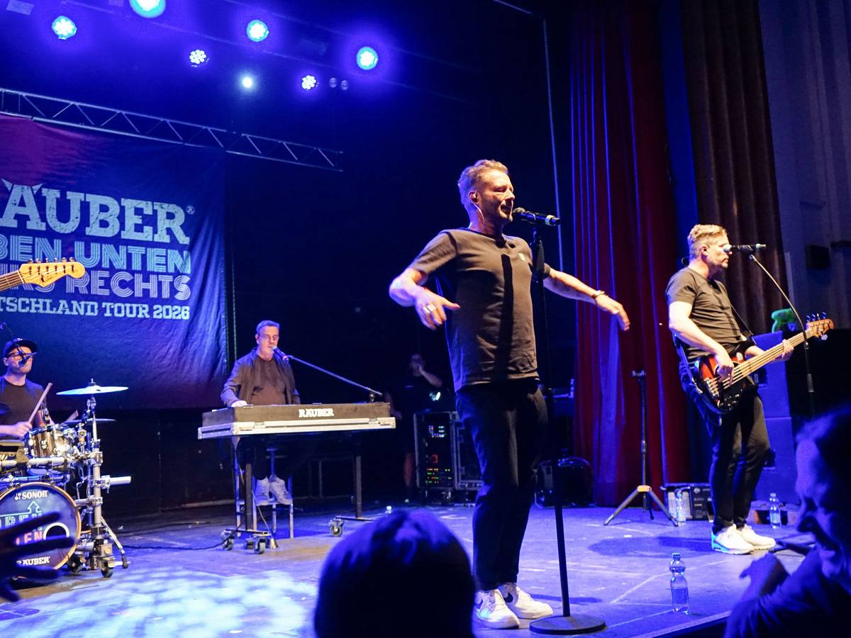 Die Räuber bei ihrem Konzert in Kiel.