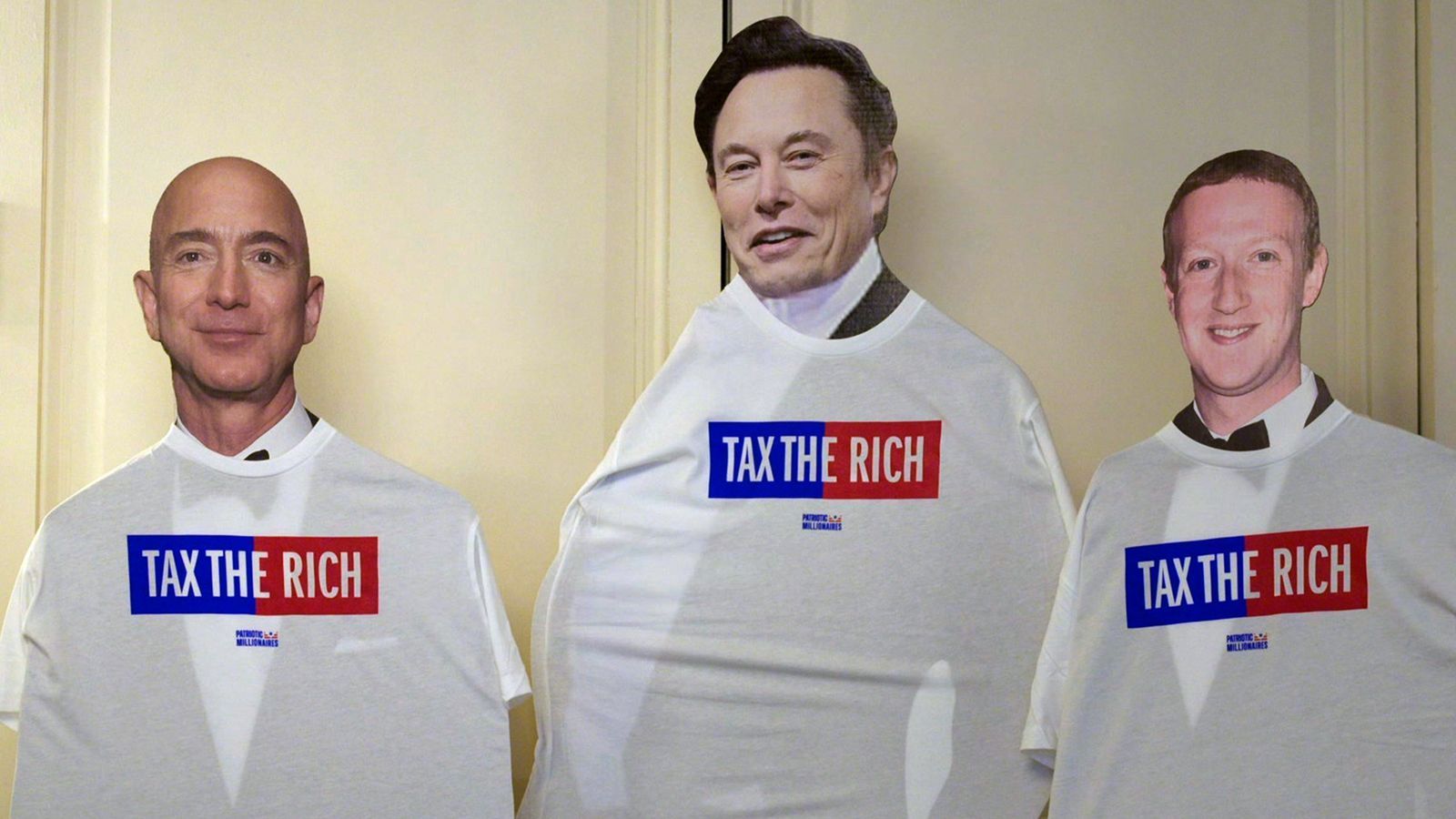 Die zweiteilige ARTE-Dokumentation „Tax me (if you can!)“ widmet sich der Steuer(un)gerchtigkeit. Auf einer Reise von den USA in verschiedene europäische Staaten versuchen die Macher herauszufinden, warum Reiche und Superreiche kaum Steuern zahlen.  (Bild: Little Big Story)