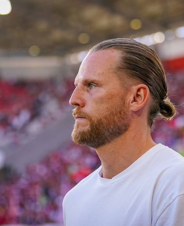 Eugen Polanski blickt im Spiel von Borussia Mönchengladbach finster.