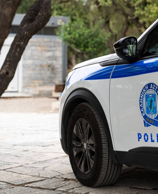 Ein Auto der Polizei in Griechenland.