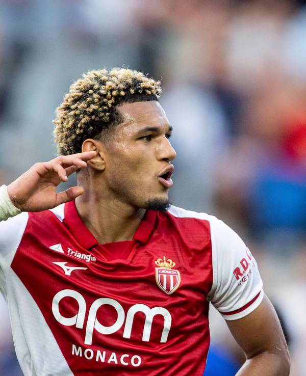 Paris Brunner jubelt nach einem Tor für AS Monaco.