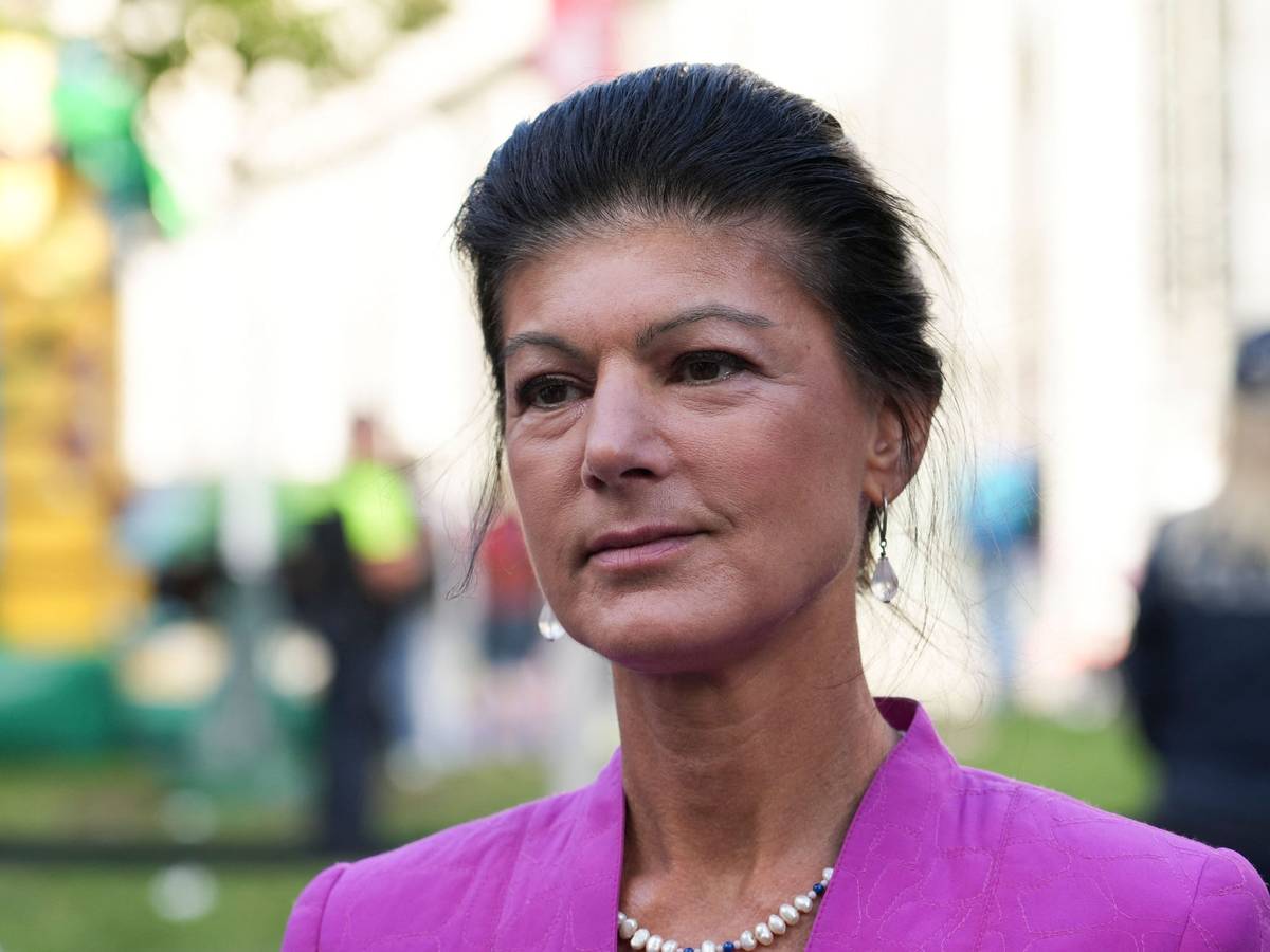 Sahra Wagenknecht (BSW) nimmt an einer Wahlkampfveranstaltung auf dem Prerower Platz teil. Am 20. September wird in Berlin ein neues Abgeordnetenhaus gewählt.