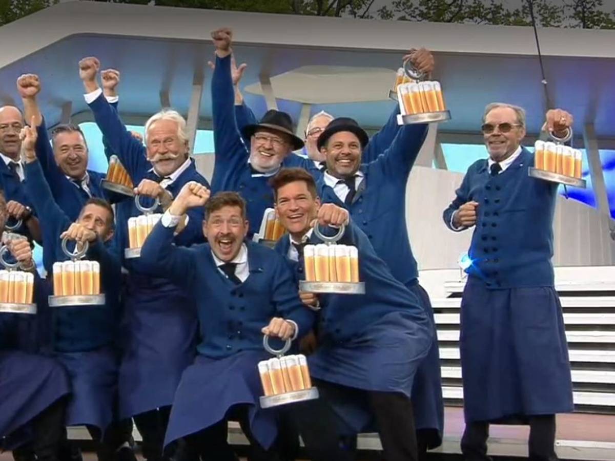Henning Krautmacher beim Auftritt im Fernsehgarten.