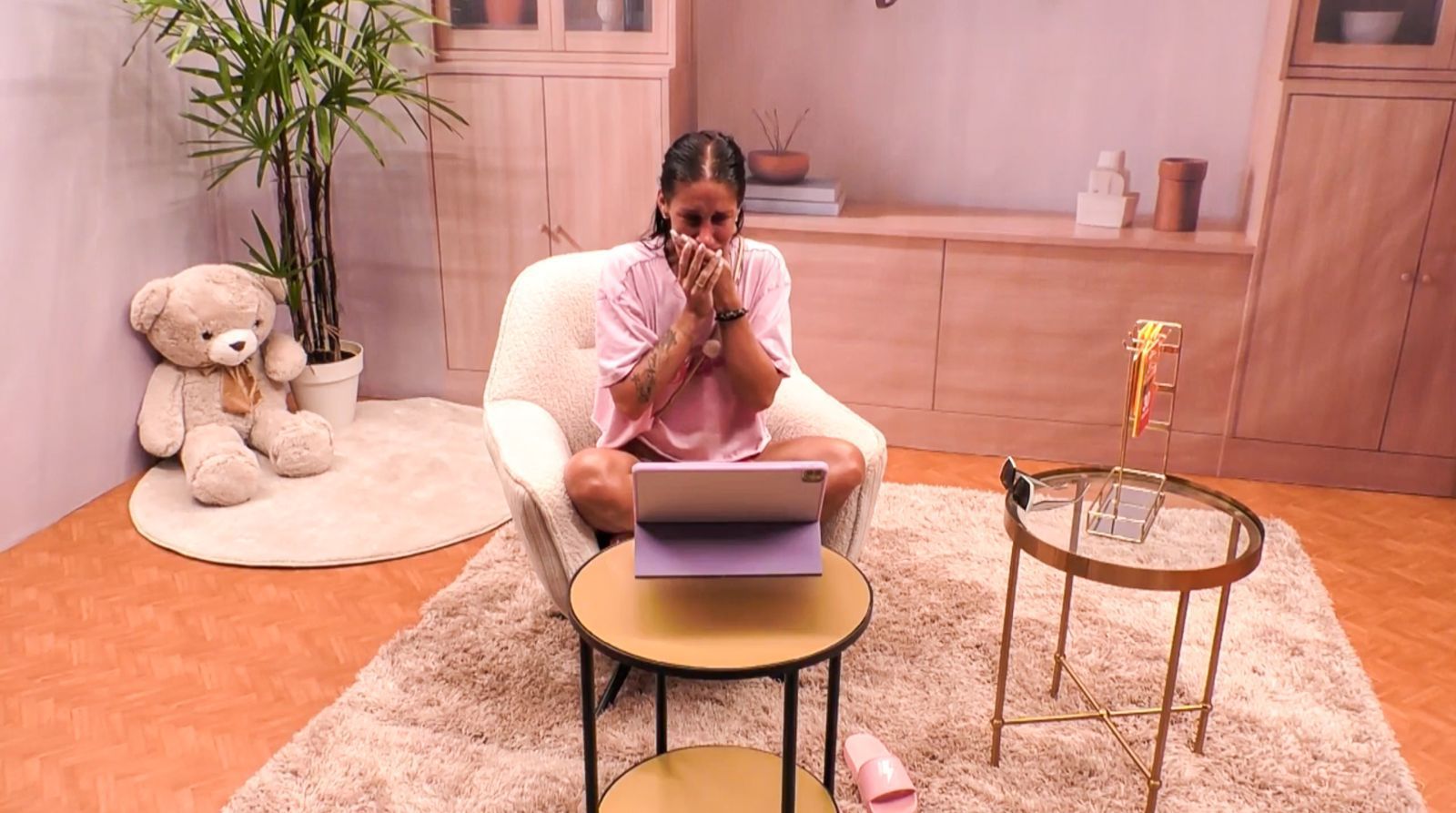 Bei den Videotelefonaten wird es emotional (hier Frenzy).  (Bild: Joyn)