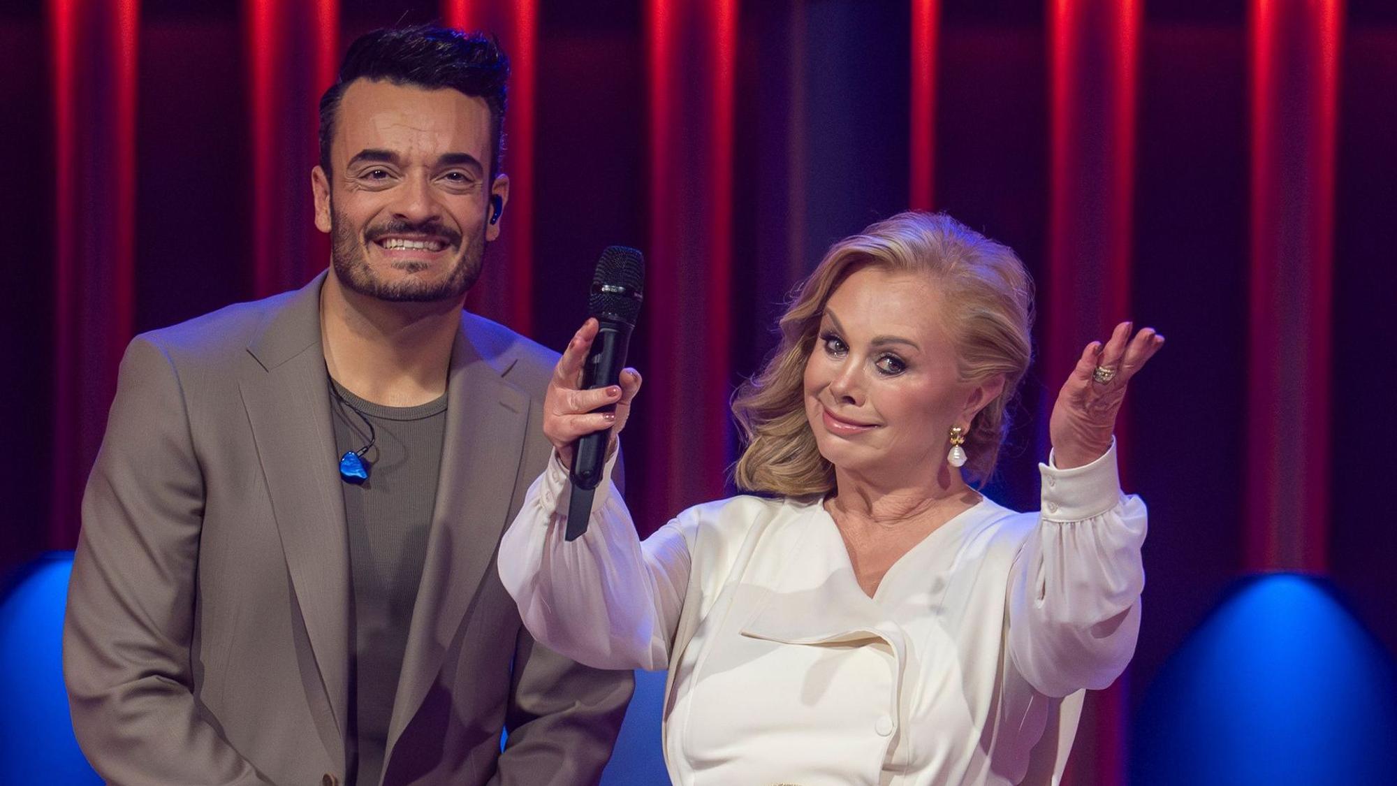 Giovanni Zarrella und Marijke Amado auf der Bühne.
