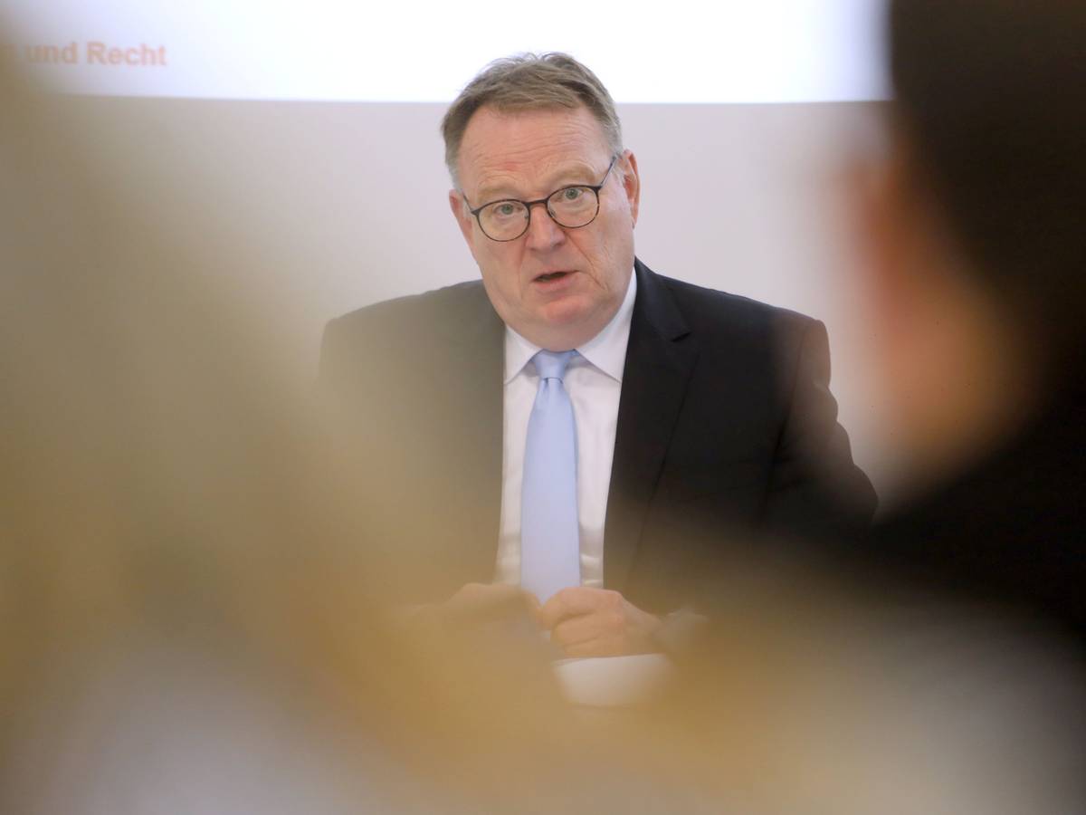 Pressekonferenz Haushalt mit Oberbürgermeister Torsten Burmester.