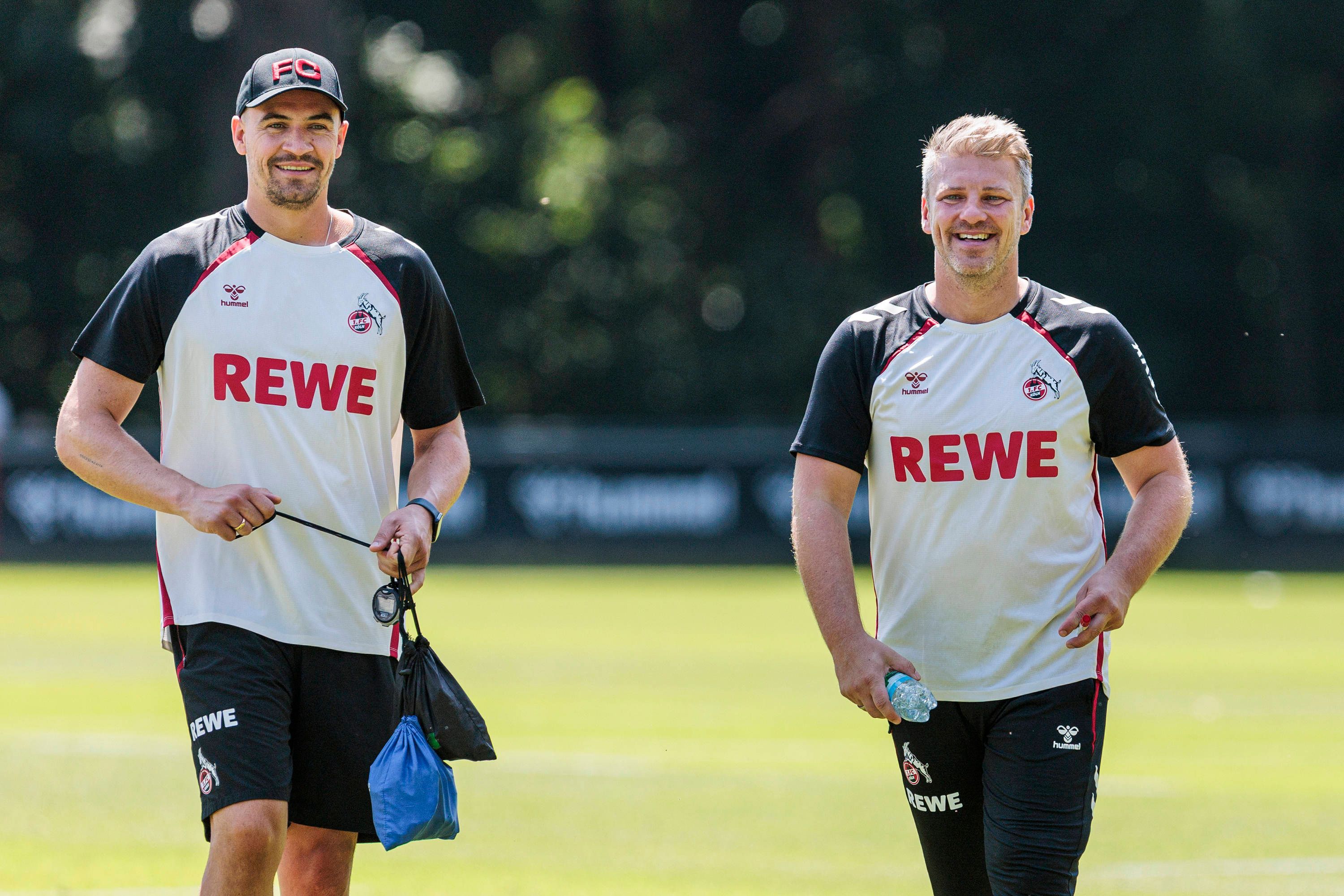Lukas Kwasniok mit Hannes Dold beim Training des 1.FC Köln.