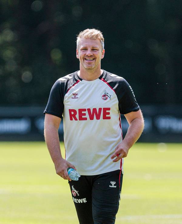 Lukas Kwasniok mit Hannes Dold beim Training des 1.FC Köln.