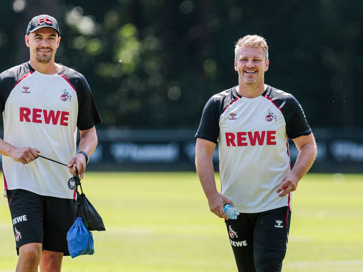 Lukas Kwasniok mit Hannes Dold beim Training des 1.FC Köln.