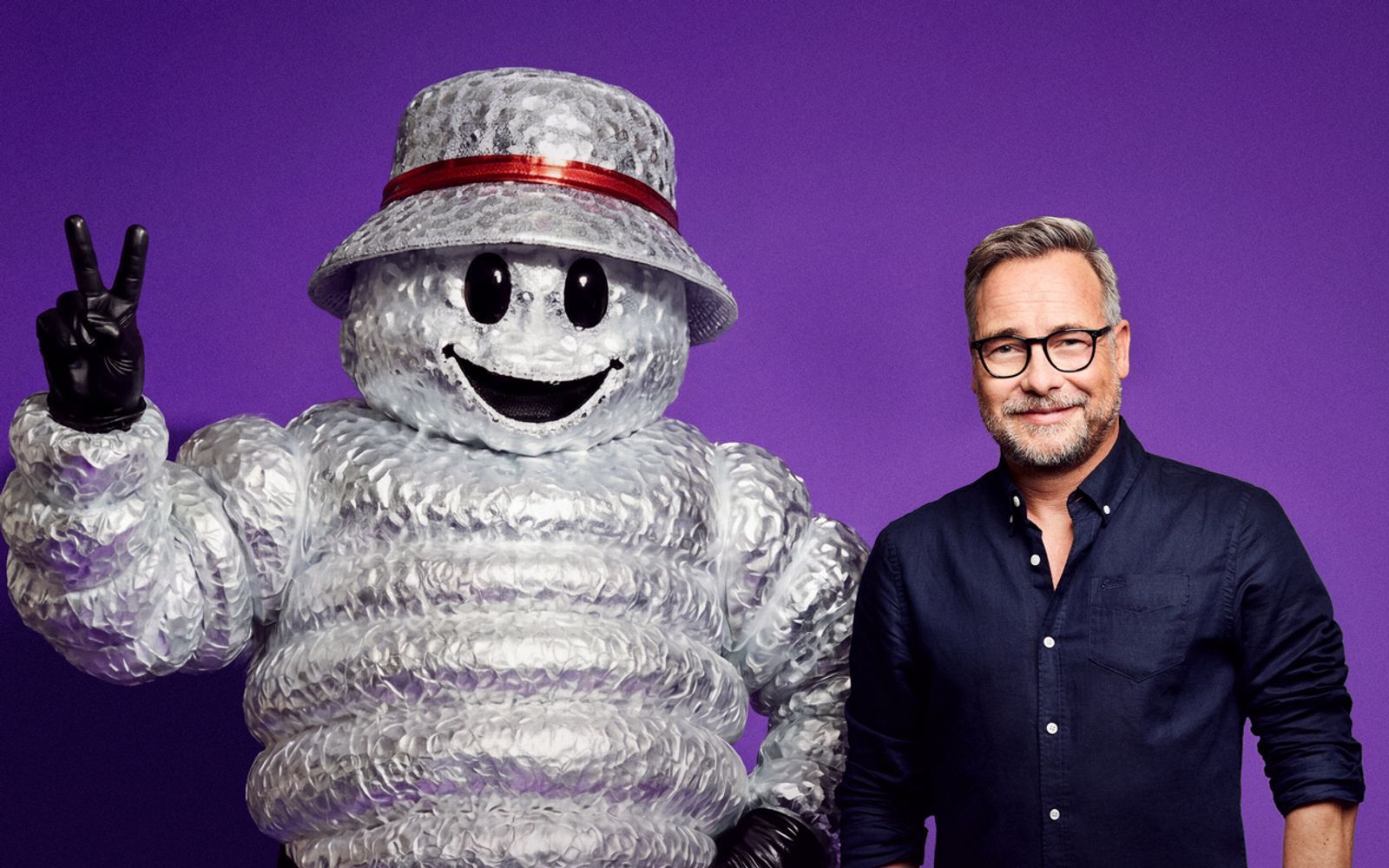 Matthias Opdenhövel wird auch durch die 13. Staffel von „The Masked Singer“ führen. (Bild: Joyn/Marc Rehbeck)