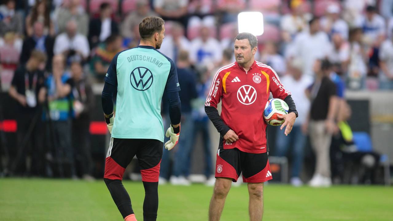 Oliver Baumann vor dem Freundschaftsspiel gegen Finnland.