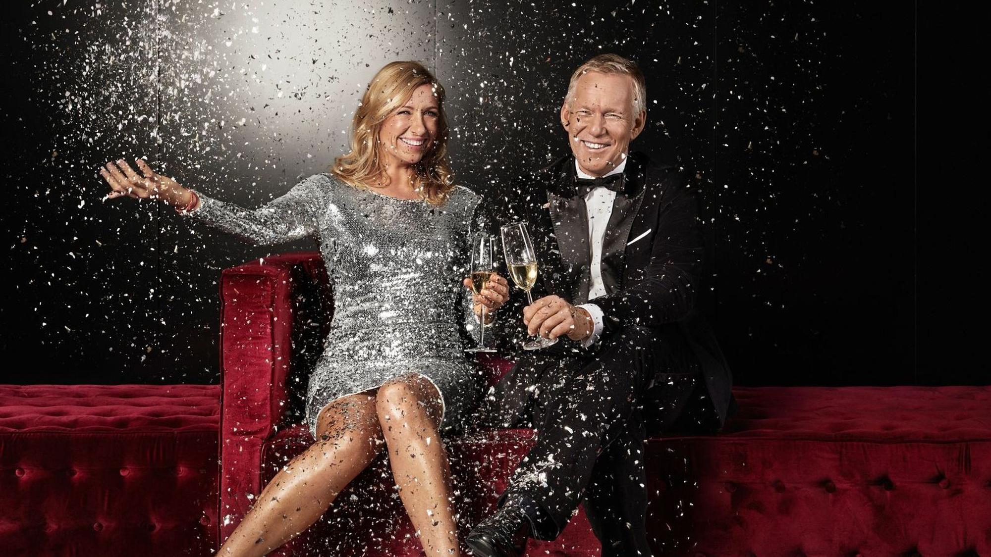 So feucht und fröhlich wird es beim ZDF am diesjährigen Silvesterabend nicht mehr zugehen. Der Sender hat die „Willkommen“-Silvestergala mit Andrea Kiewel und Johannes B. Kerner abgesetzt. (Bild: ZDF/Marcus Höhn)