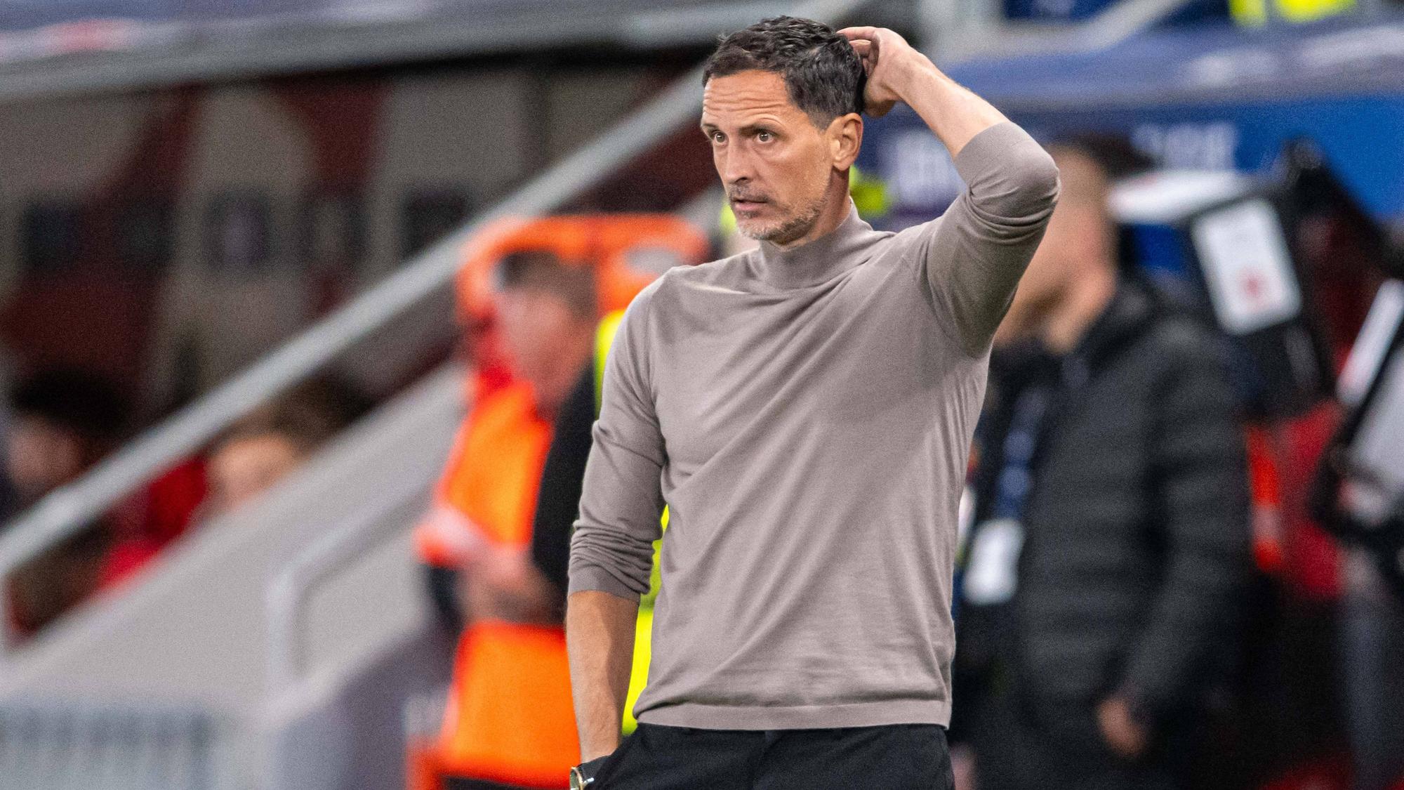 Ratlos bei RC Lens: Dino Toppmöller.