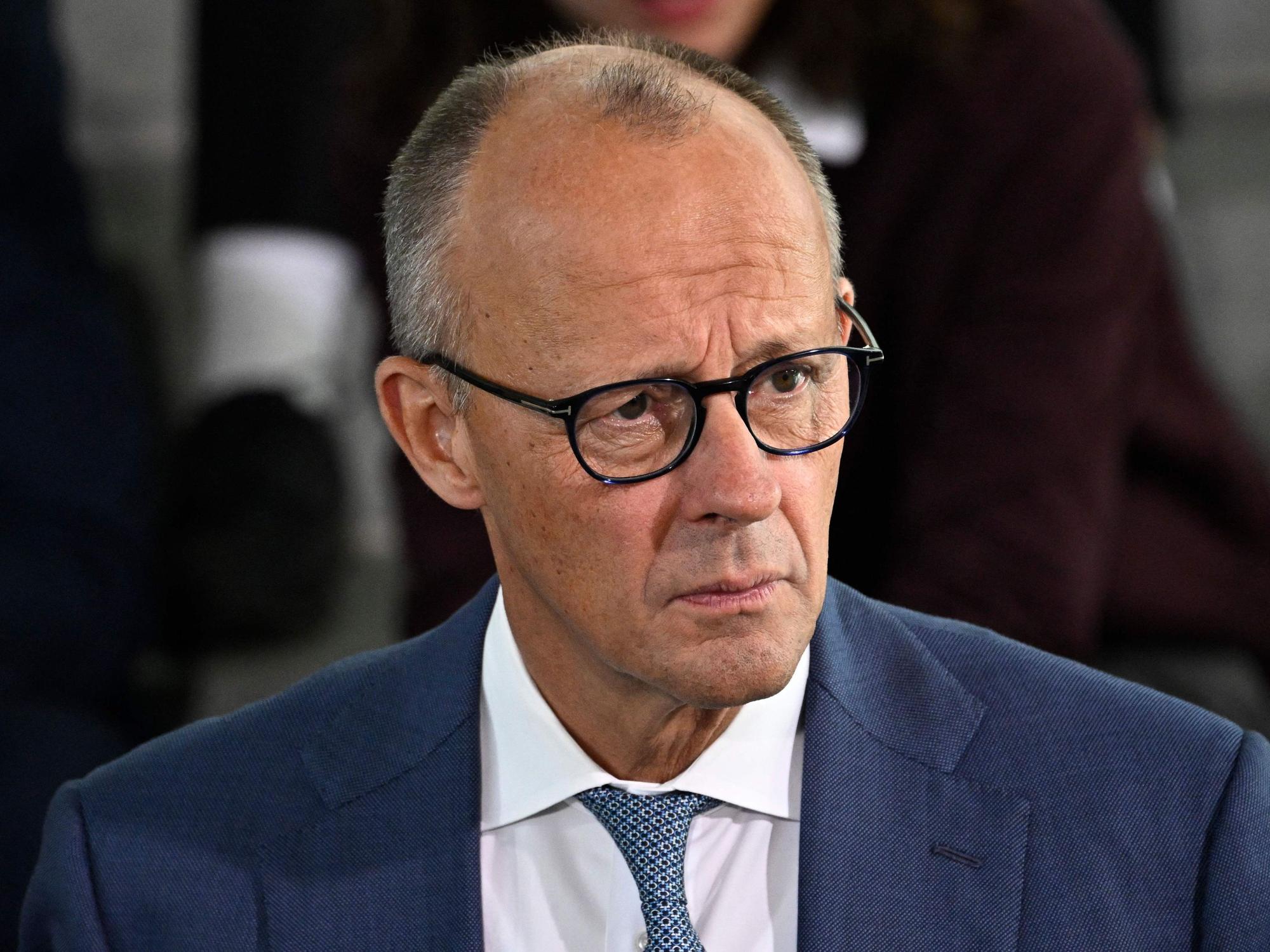 Wird er sich halten können? Kanzler Friedrich Merz am 15. September bei „Jugend forscht“ in Berlin.