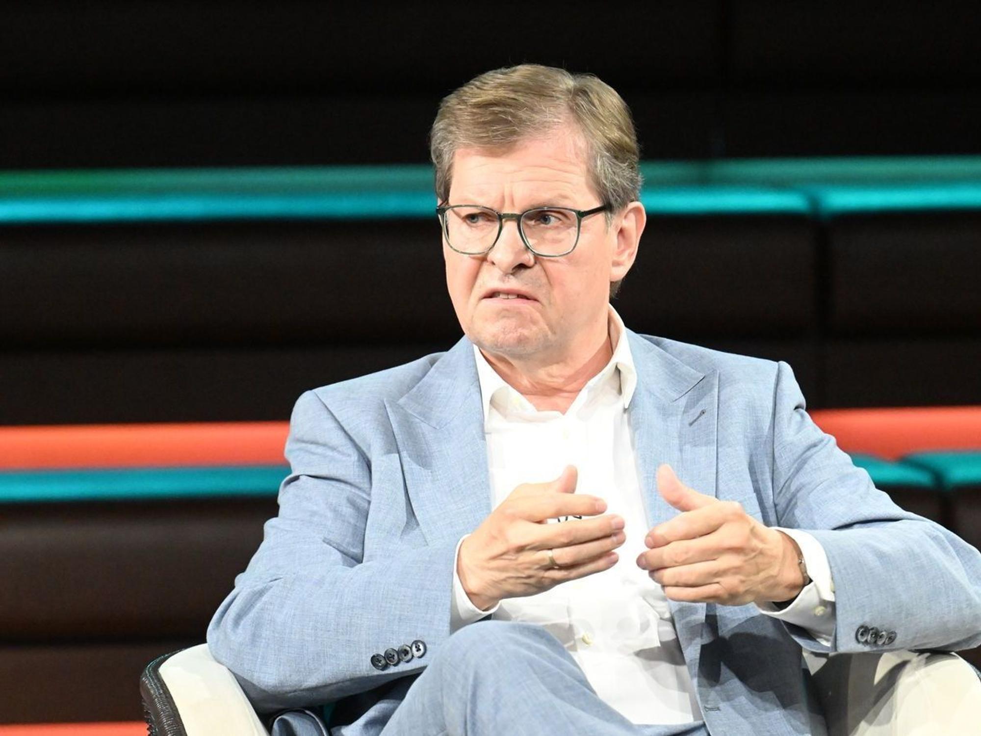 Eine Forderung von SPD-Politiker Ralf Stegner (Bild) konnte Markus Lanz so nicht stehen lassen. (Bild: ZDF / Cornelia Lehmann)
