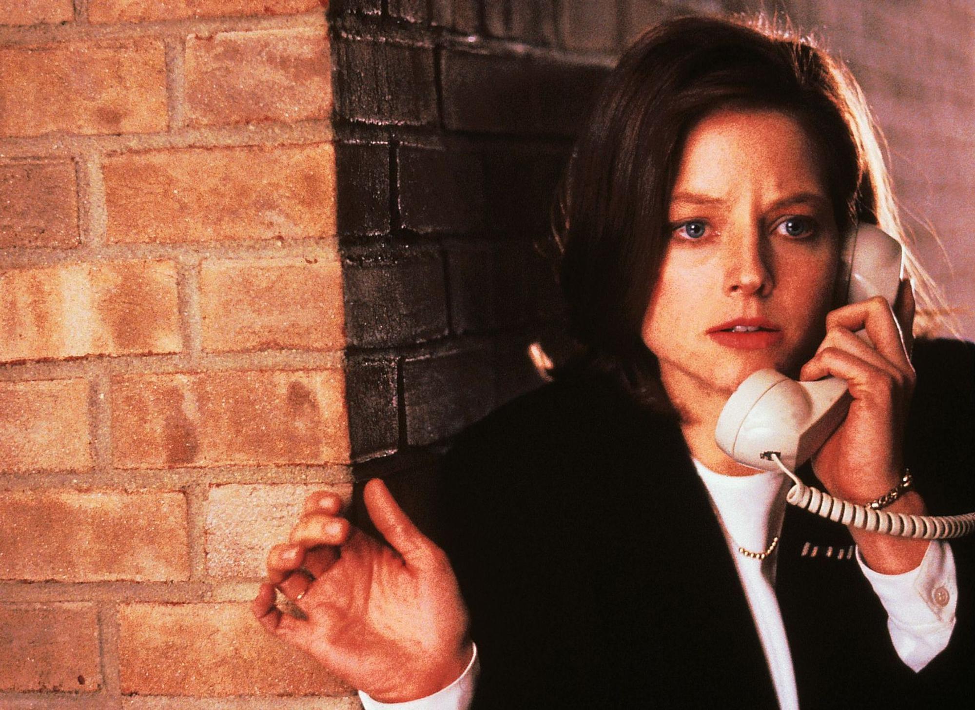 Als die junge Polizeischülerin Clarice Starling (Jodie Foster) den psychopathischen Mörder ausfindig machen kann, geht der Horror erst richtig los. (Bild: RTL / Studio Canal)