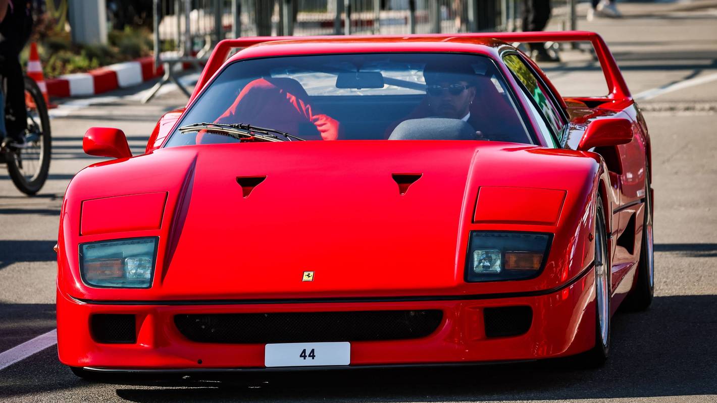 Lewis Hamilton besitzt einen Ferrari F40