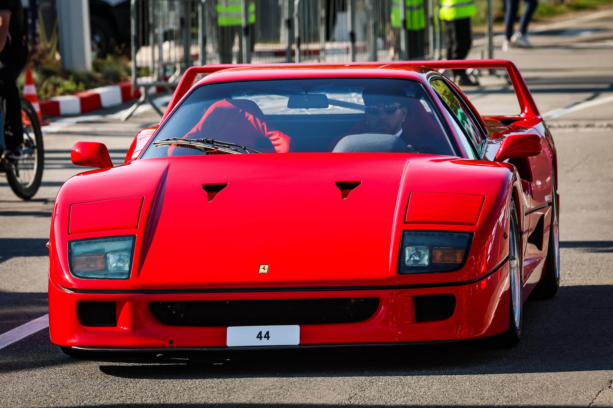 Lewis Hamilton besitzt einen Ferrari F40
